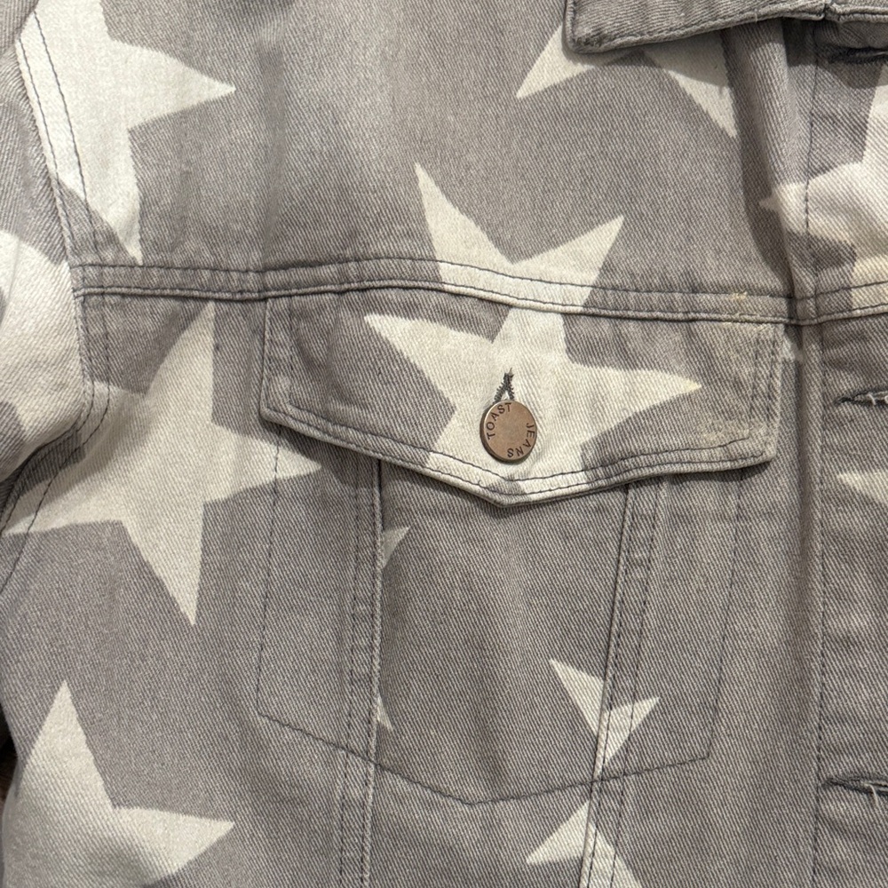 Gray Star-Patterned Jean Jacket - image 3